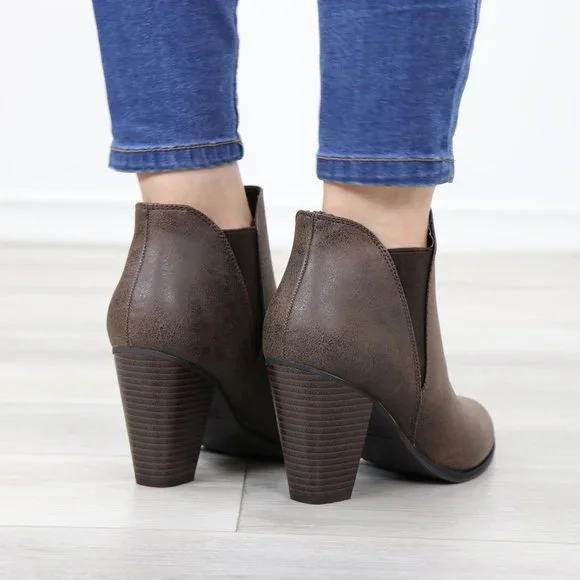 Chelsea Cone High Heel Ankle Boots Brown Synthetic Leather Pointed Toe - Picture 4 of 14